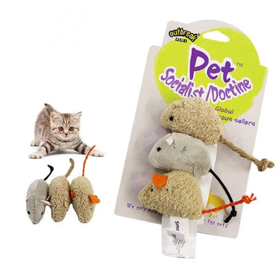 3-piece plush simulation mouse toys for cats in packaging with a playful kitten in the background.